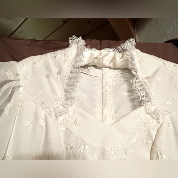 Gunne Sax Style Handmade Wedding Dress. - Picture 6 of 15